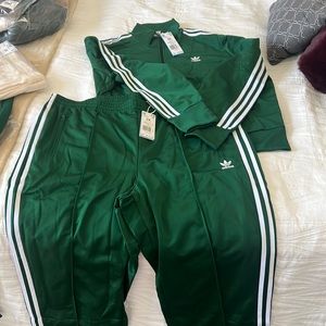 Adidas tracksuit set size 2X green